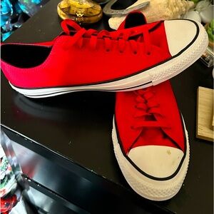 Brand new never worn Sz11M Sz 13W